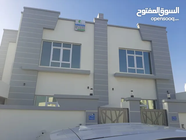 410 m2 More than 6 bedrooms Villa for Sale in Muscat Al Khoud