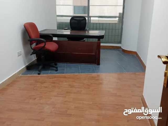 مكاتب تجارية مع عقود توثيق في أبوظبي وخدمات اصدار الرخص التجارية مع كافة الاجراءات