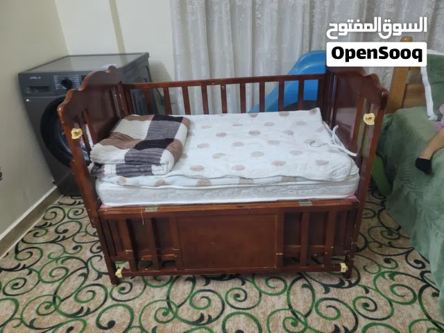 تخت اطفال من عمر يوم ل عمر سنتين