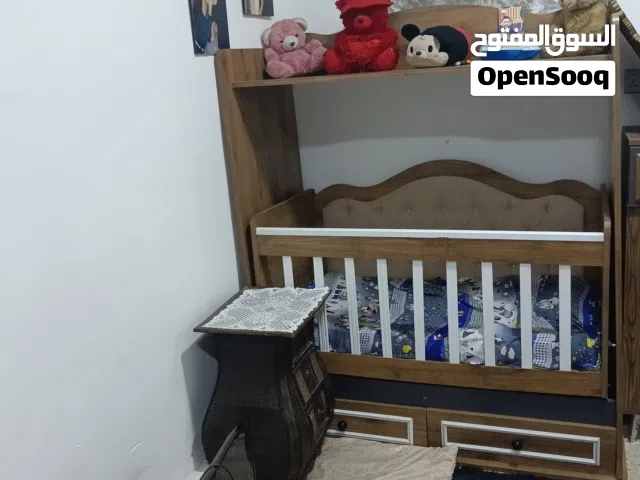 سرير اطفال