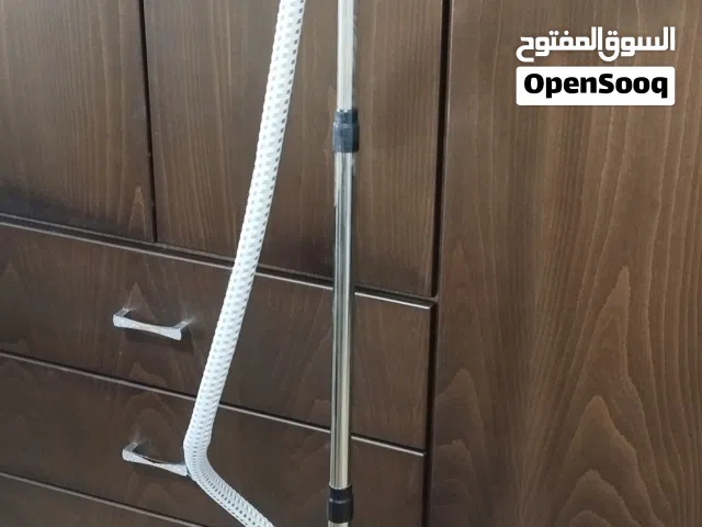 مكواة بخار عمود بحالة ممتازة