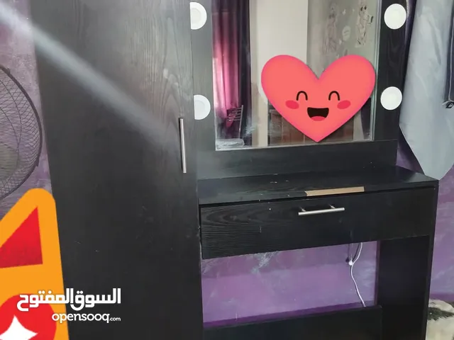 تسريحة شعر مستعمل مع اضائة شغاله للبيع بسعر 25