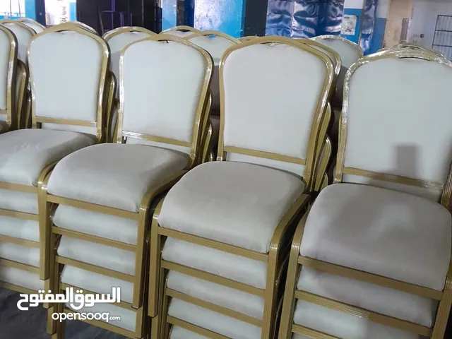 الاثاث المدرسي وكراسي الحفلات