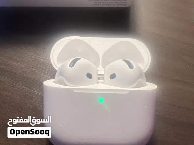 AirPods 4 ANC