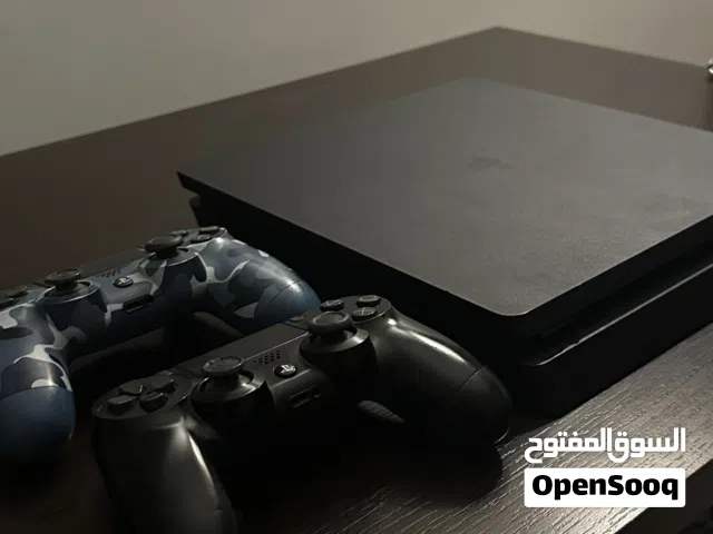 Ps4 slim 500g  نظيف استعمال خفيف جداً واقرا الوصف
