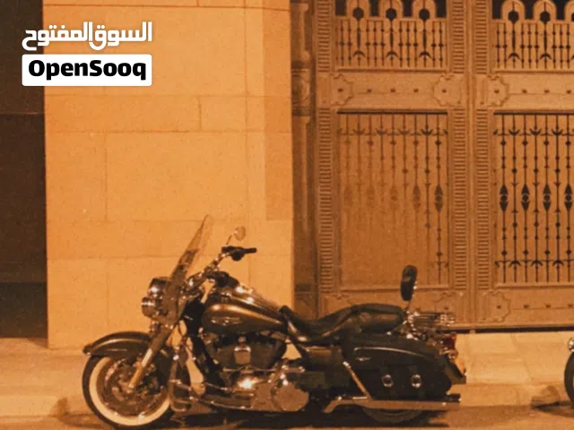 2016 هارلي ديفيدسون Road King