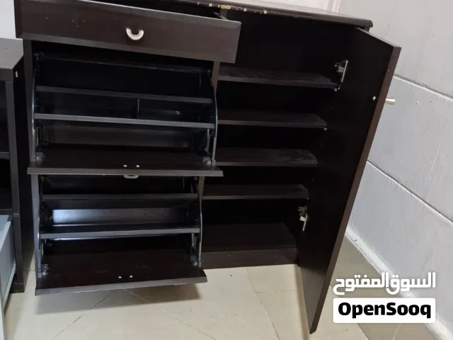 show cabenet for sale