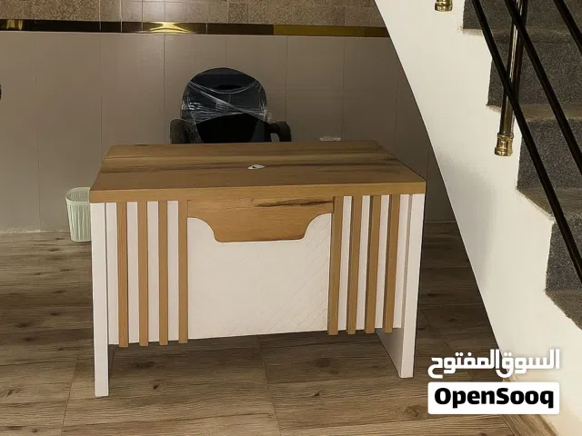 ميز للبيع قياس 140