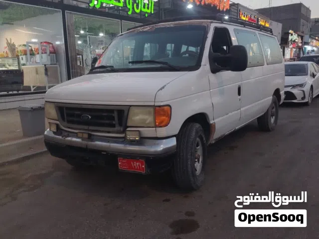 2007 فورد مونديو Standard