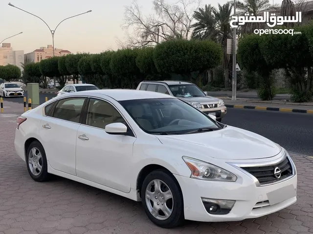التيما 2015 ماشيه 191 قابل للزياده شرط الفحص جاهزه للاستعمال نظيفه