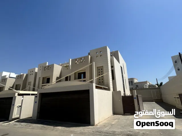 296 m2 4 Bedrooms Villa for Rent in Muscat Bosher