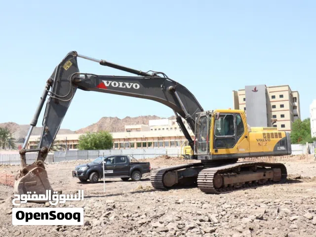 Volvo290 Excavator For Sale Good Condition immediate sale.Strong Engine Performance.and Clean Cabin.
