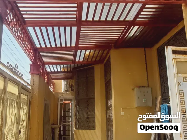 انجاز العمل موقعياً  اعمال اللحام  اعمال النجارة  عمل سقائف  جلسات خشب  سياجات حدائق
