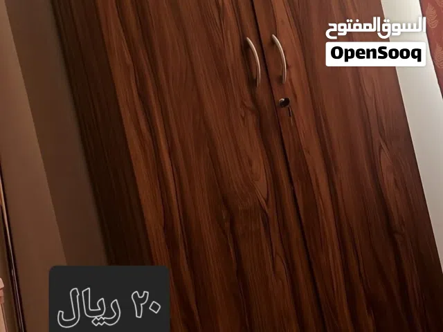 دولاب حشبي