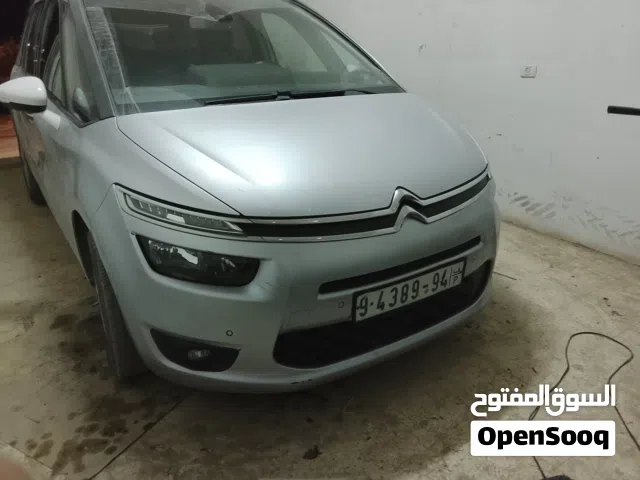 للبيع سيارة Citroën C4 Picasso بحالة ممتازة