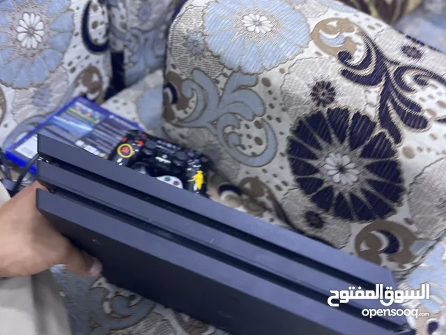 بليستيشن بلي 4 برو جديد مال بيت مضموم ضمان وكفاله .