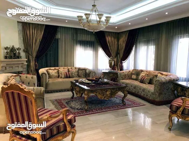 770m2 4 Bedrooms Villa for Sale in Amman Deir Ghbar