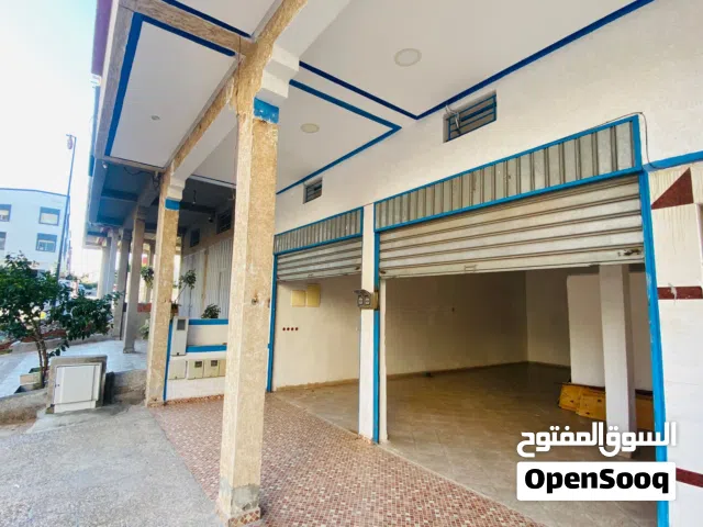 محل تجاري للكراء للتواصل