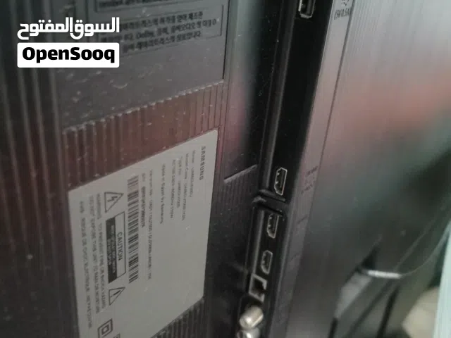 تلفزيون 65 بوصة