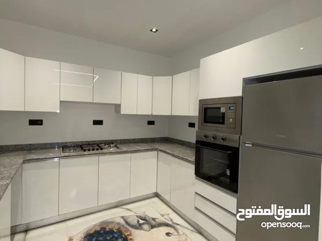 شقة للإيجار