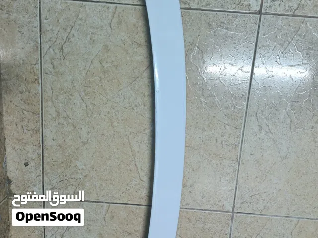 كاب زجاج الخلفي لكزس ارنوب is 2016