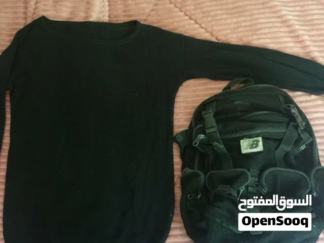 حقيبه مع سويت شيرت