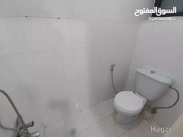 253 m2 4 Bedrooms Apartments for Sale in Amman Deir Ghbar