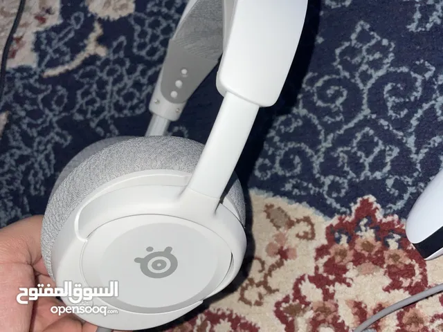 سماعة استعمال خفيفة( السعر قابل للتفاوض)