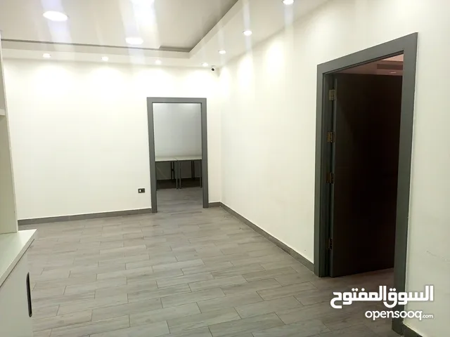 مكتب مميز للبيع في منطقة الدوار السابع