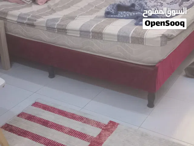 اثاث للبيع نظيف