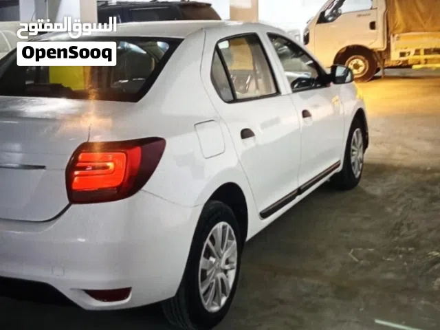 سائق توصيل سياره حديثه 2019