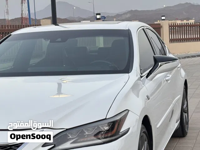2020 لكزس ES ES 350 F Sport Design