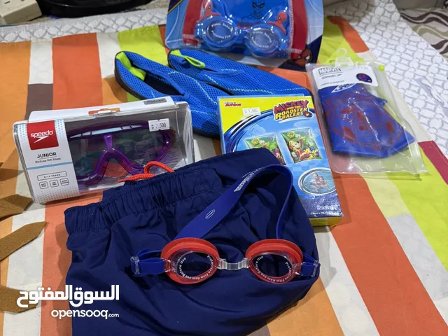 ملتزمات سباحه