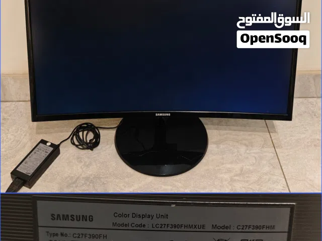 للبيع شاشة Samsung 27 inch منحنية قليل