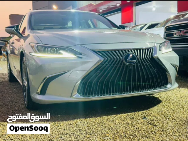 2020 لكزس ES ES 300