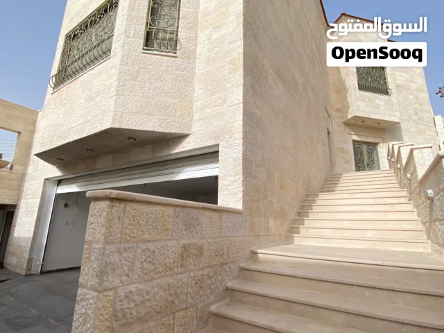 630 m2 More than 6 bedrooms Villa for Rent in Amman Safut