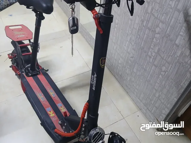 سكوتر نضيف و ما يشتكي من شي و الجاد حياه الله