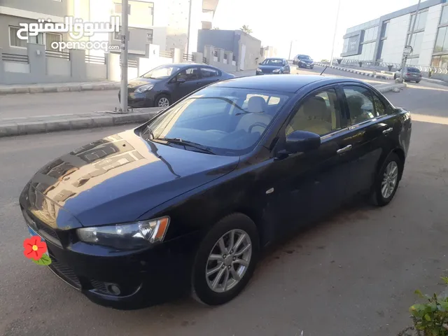 Mitsubishi Lancer ES in Cairo