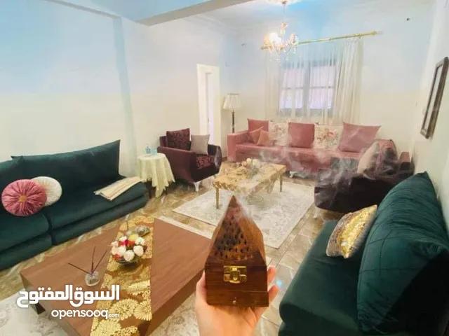225m2 4 Bedrooms Apartments for Sale in Tripoli Gorje