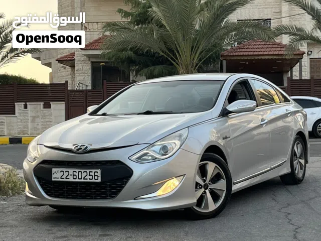 2012 هيونداي سوناتا Limited