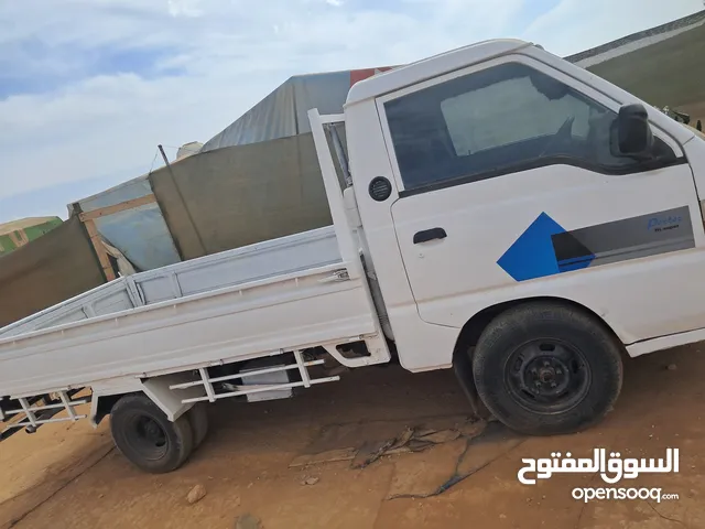 Used Hyundai H 100 in Mafraq