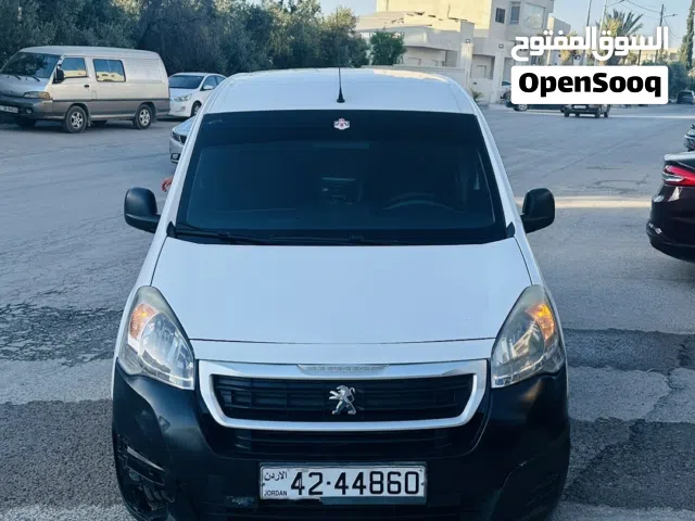 2018 Peugeot Partner Standard