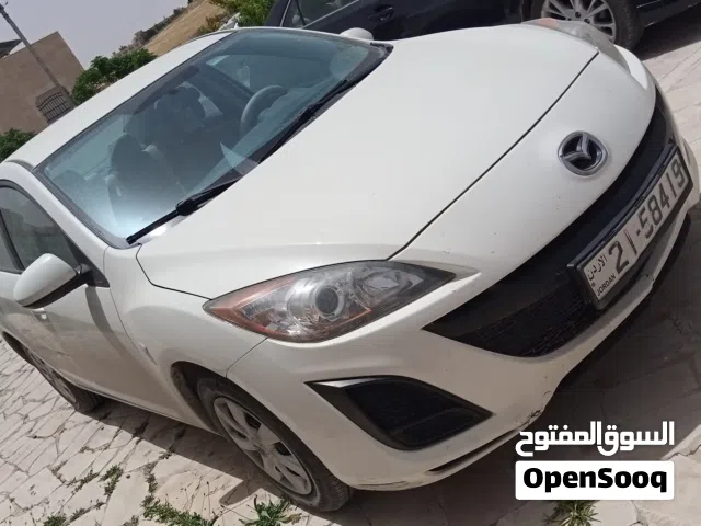 2011 مازدا 3 Standard