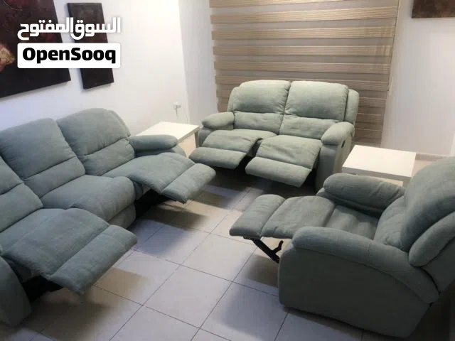 ريكلاينر 6 مقاعد بحاله ممتاااازه وكاله 280 واصل عمان والزرقا