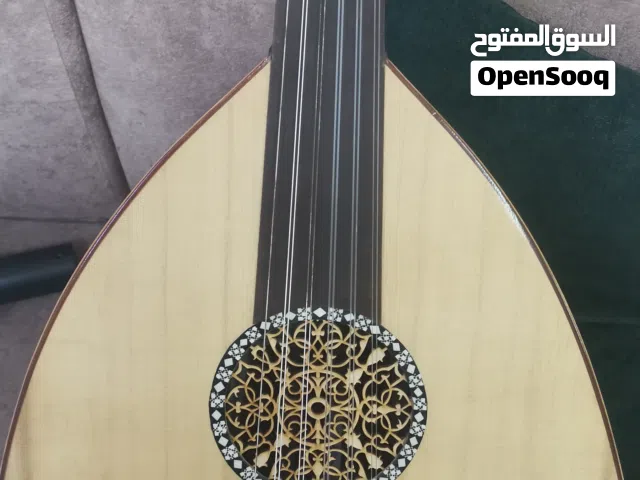 للبيع عود بحريني لوكس احترافي بسعر مميز
