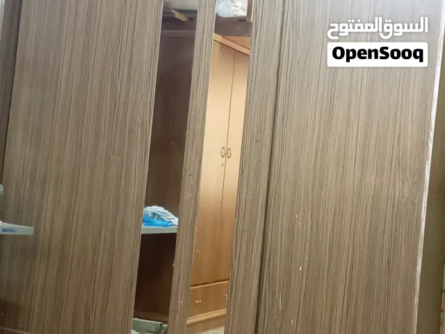 خزانة سحاب للبيع بسعر مغري