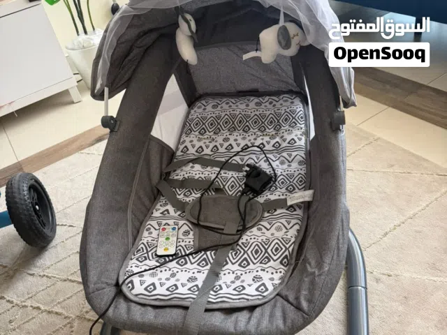 كرسي اطفال هزاز