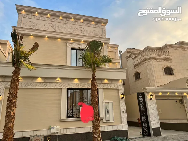431 m2 4 Bedrooms Villa for Sale in Al Riyadh Dhahrat Laban