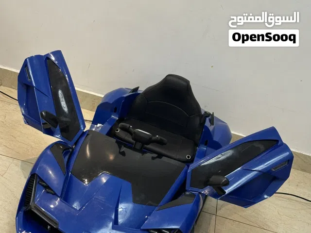 للبيع سياره اطفال تشتغل على شحن