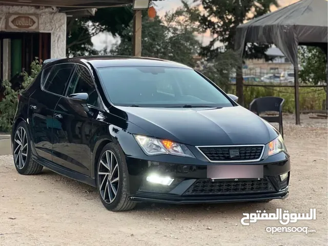 سيات ليون 2018 / جير عادي / السيارة مميزة وبسعر مميز